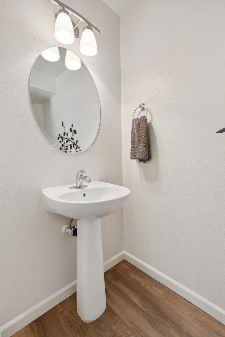 https://media.crmls.org/mediaz/db63a133-4606-476f-93bf-0c99055a3aa1.jpg?preset=X-Large