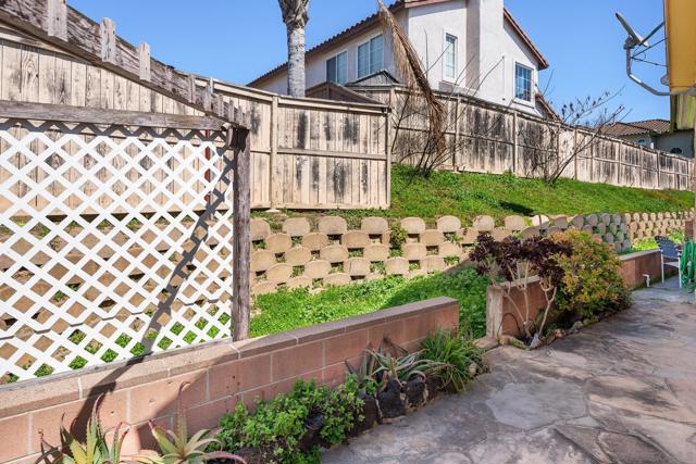 328 Killdeer, Oceanside CA: https://media.crmls.org/mediaz/db63c351-a5b2-433c-b41b-a24d985e39ef.jpg