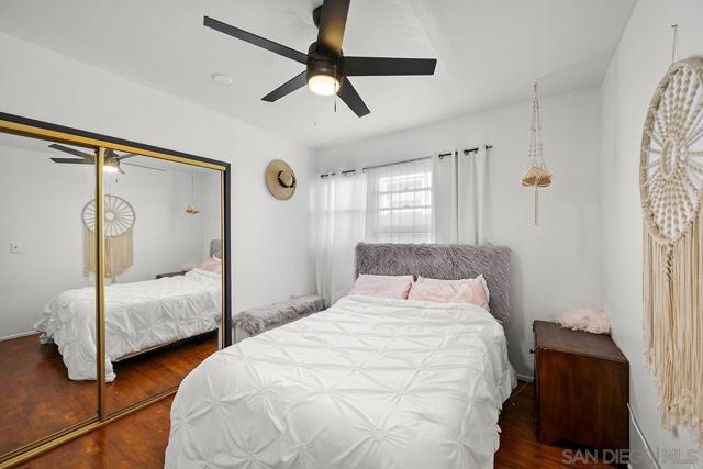 849 851 Missouri St, San Diego CA: https://media.crmls.org/mediaz/db6491d9-6d14-4eb9-9923-3e0bb6006e26.jpg