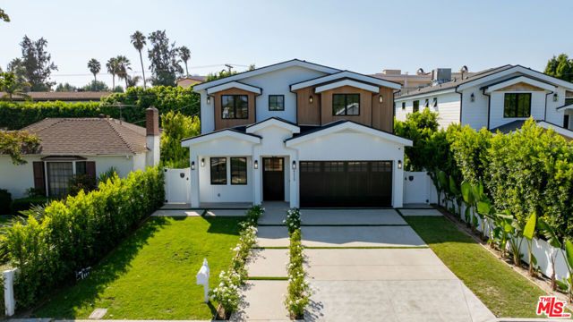 4539 Longridge Avenue, Sherman Oaks CA: https://media.crmls.org/mediaz/db64df4f-5f35-44b6-b40b-b00de5779de8.jpg