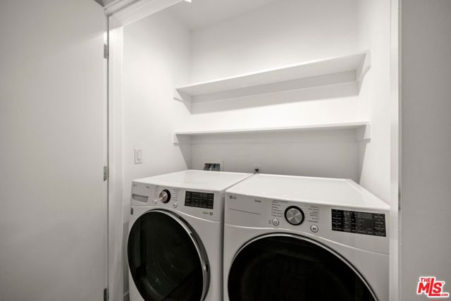 8811 Wonderland Avenue, Los Angeles CA: https://media.crmls.org/mediaz/db65ccf9-3cb0-43ec-a0ac-c3b861744d06.jpg