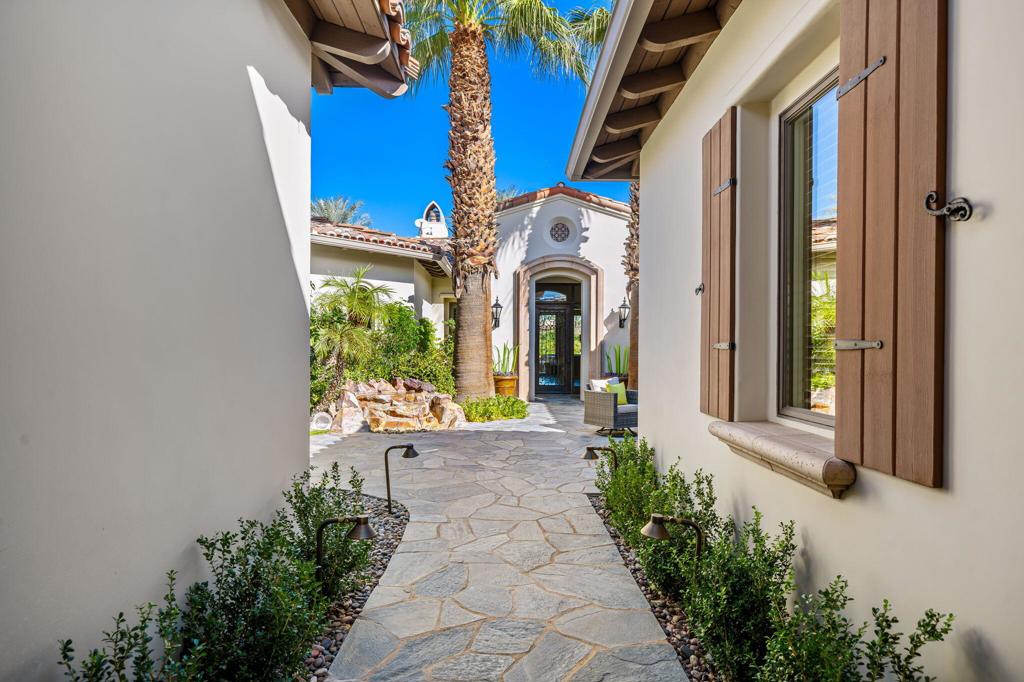 MLS #219137622DA image #15