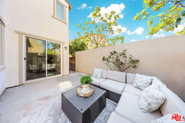 19 Linden Lane, Temple City CA: https://media.crmls.org/mediaz/db6a0730-7161-4ce2-9f54-90d269e14006.jpg