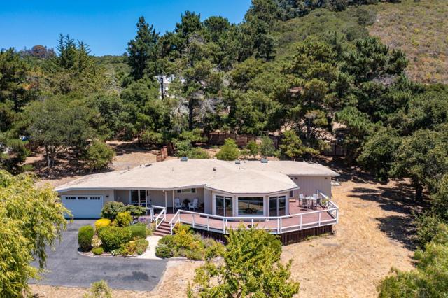 27465 Loma Del Rey, Carmel Valley CA: https://media.crmls.org/mediaz/db6b1f92-a4fb-4887-8e5e-9dc38912bb1e.jpg