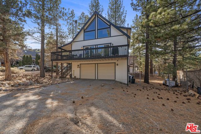 1037 H Lane, Big Bear City CA: https://media.crmls.org/mediaz/db6b7907-0484-4e51-b191-39ad7f310b04.jpg