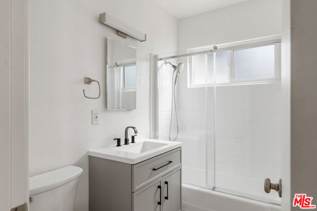 Image 11 of 18 For 68080 Risueno Road