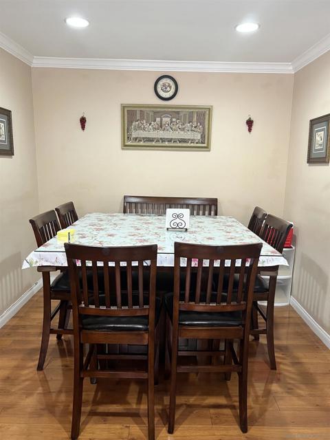 1622 W 223Rd St, Torrance CA: https://media.crmls.org/mediaz/db6be346-c4e0-4d44-8acb-ba8c8ece59d3.jpg