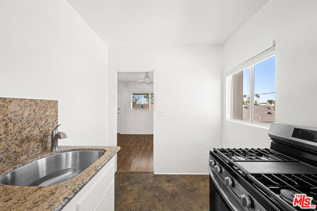 1315 Idaho Avenue photo 13