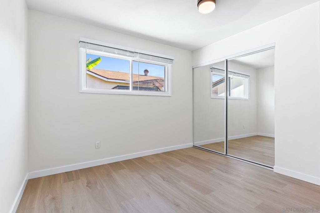 MLS #250043597SD image #24