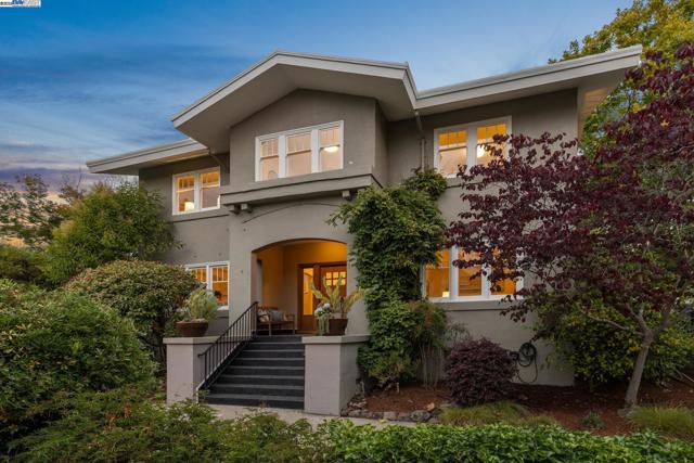 6040 LAWTON AVENUE, Oakland CA: https://media.crmls.org/mediaz/db6e478e-75f7-4f05-908c-f23d4bd8d208.jpg