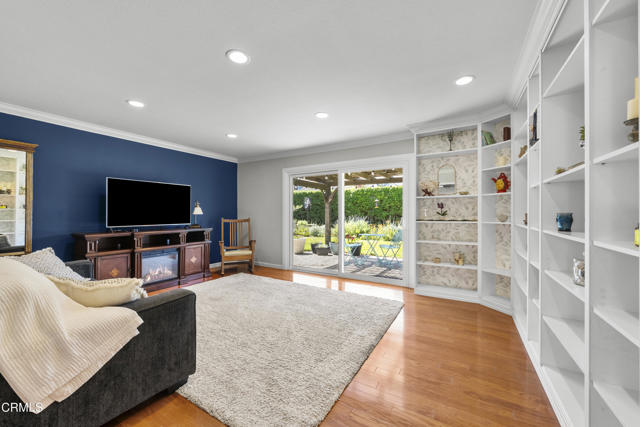 Detail Gallery Image 5 of 16 For 1406 Dinsmore Street St, Simi Valley,  CA 93065 - 3 Beds | 2 Baths