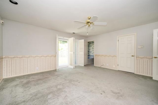 223 Presley Place, Vista CA: https://media.crmls.org/mediaz/db6e9ab0-2d4f-4ac1-a331-c14a9bbb40c7.jpg