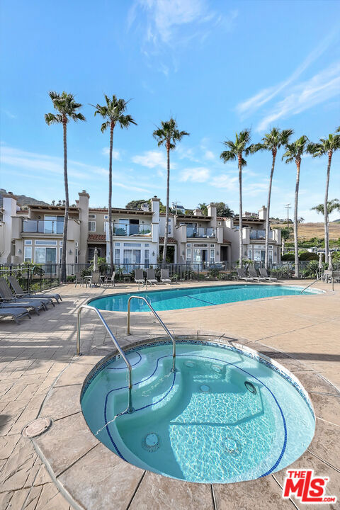 6442 Lunita Road, Malibu CA: https://media.crmls.org/mediaz/db6ecc64-d4b7-4da0-99d6-230663ed21f0.jpg