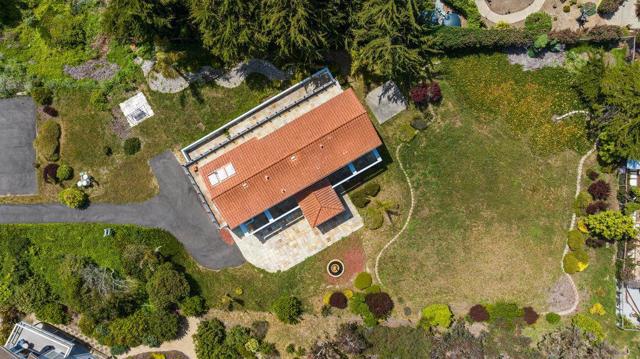 420 Sand Dollar Drive, La Selva Beach CA: https://media.crmls.org/mediaz/db6eda54-5d3a-4448-a10c-f46f2bffbaf1.jpg