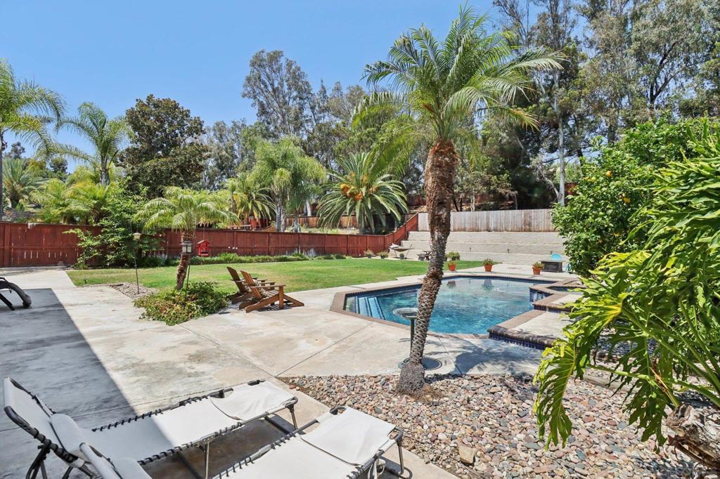 MLS #250035843SD img 71