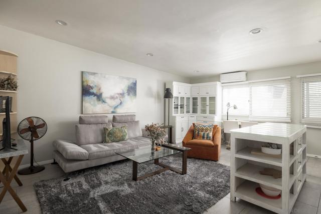 Image 23 of 48 For 2055 Albatross St