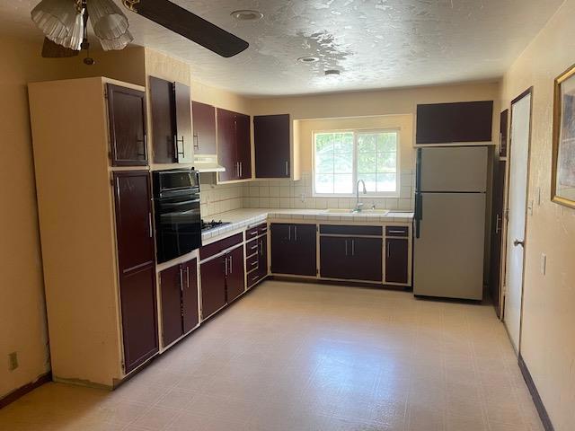 258 N Capitol Avenue, San Jose CA: https://media.crmls.org/mediaz/db701152-228d-419f-9b5f-9cea446cdbbc.jpg