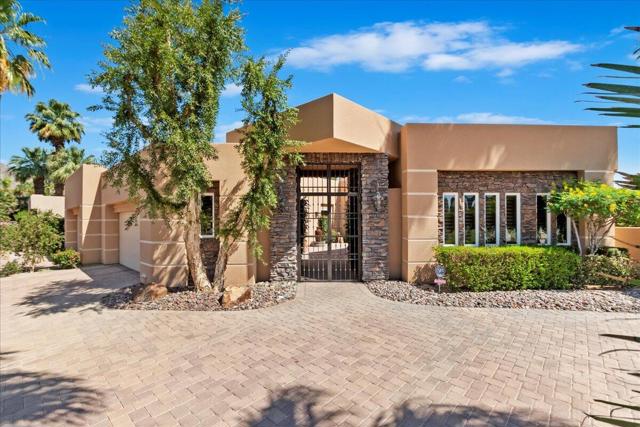 55830 Cherry Hills Drive, La Quinta CA: https://media.crmls.org/mediaz/db70245d-257a-4935-a5b9-05e642994f05.jpg