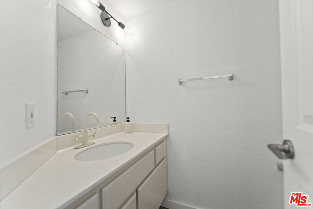 MLS #25494405 image #12