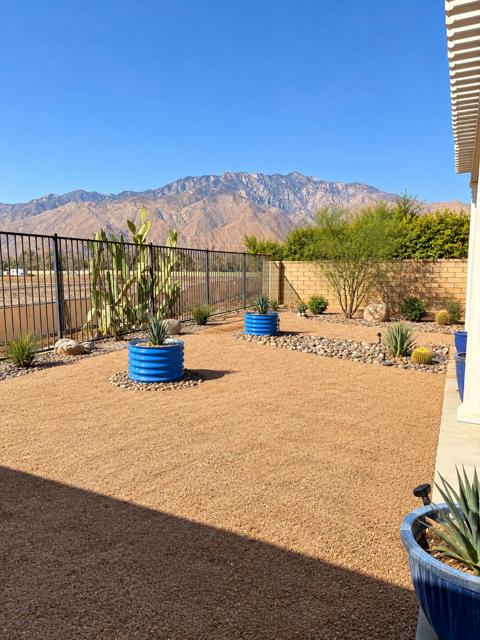2667 Desert Breeze Way, Palm Springs, CA 92262