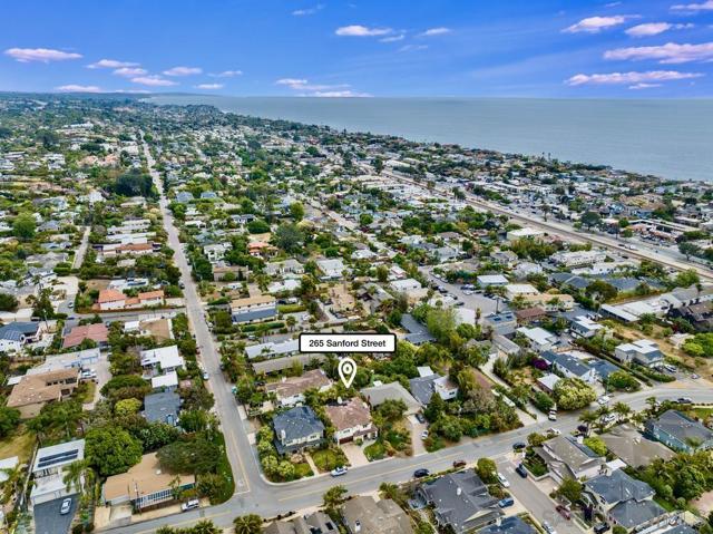 265 Sanford Street, Encinitas CA: https://media.crmls.org/mediaz/db719d2b-e3af-448e-9ab8-4fc2b30eeb17.jpg