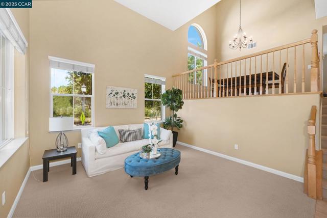 12004 Harcourt Wy, San Ramon CA: https://media.crmls.org/mediaz/db71a1aa-63ab-4fab-bcf6-ca5a3a5e601c.jpg