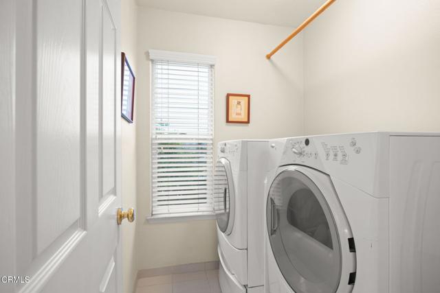 985 Corte Augusta, Camarillo CA: https://media.crmls.org/mediaz/db721589-3be2-4dee-ae17-f7355958205b.jpg