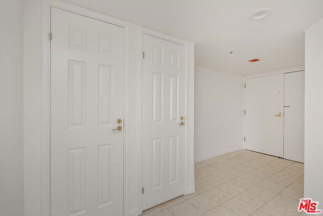 345 Pioneer Drive, 1805 photo 22