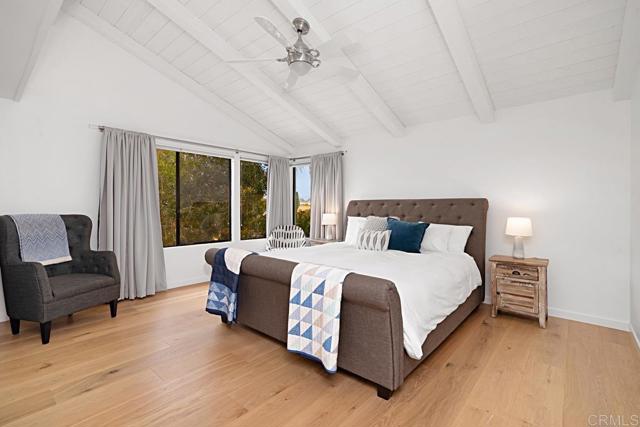 2127 Heather Ln, Del Mar CA: https://media.crmls.org/mediaz/db738df5-f3ca-44d5-977f-ddd6a5b6a0fd.jpg