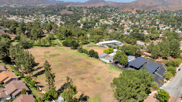 6344 Kerryhill Court, Agoura Hills CA: https://media.crmls.org/mediaz/db75780a-e45b-43ef-ad32-d05ddc208dd1.jpg