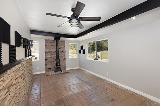 Detail Gallery Image 10 of 46 For 10957 Horizon Hills Dr, El Cajon,  CA 92020 - 4 Beds | 2 Baths