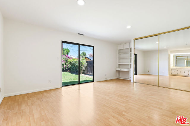 22451 Dolorosa Street photo 9