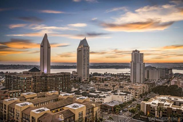 700 Front St, San Diego CA: https://media.crmls.org/mediaz/db761821-3479-4e77-b9d9-2af8364d8e6e.jpg