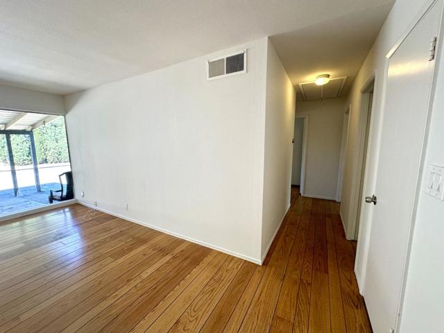 18480 Swarthmore Drive, Saratoga CA: https://media.crmls.org/mediaz/db77197c-d13d-4b61-9bac-fa4674b670b8.jpg