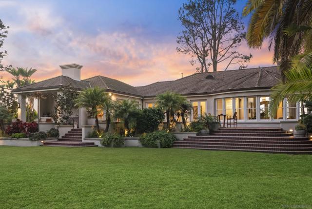 1515 El Camino Del Teatro, La Jolla CA: https://media.crmls.org/mediaz/db772668-34df-42c7-a39d-0e99fe734c67.jpg