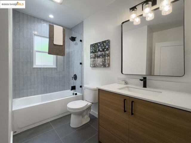 479 Kentucky Ave, Berkeley CA: https://media.crmls.org/mediaz/db773cf6-868e-45a3-a5bc-adc94564efaa.jpg