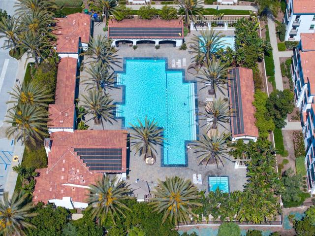 4719 Crespi Ct, Carlsbad CA: https://media.crmls.org/mediaz/db77a093-efde-438e-8f5c-eee183346b03.jpg