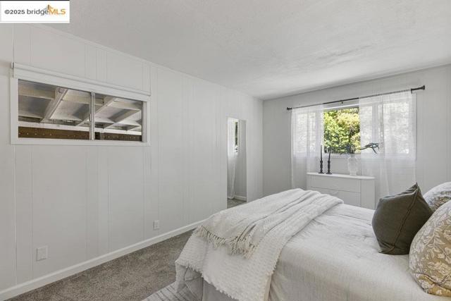 615 Manuel Dr, Novato CA: https://media.crmls.org/mediaz/db787da2-30c5-4fe0-b2cc-8566f20678ed.jpg