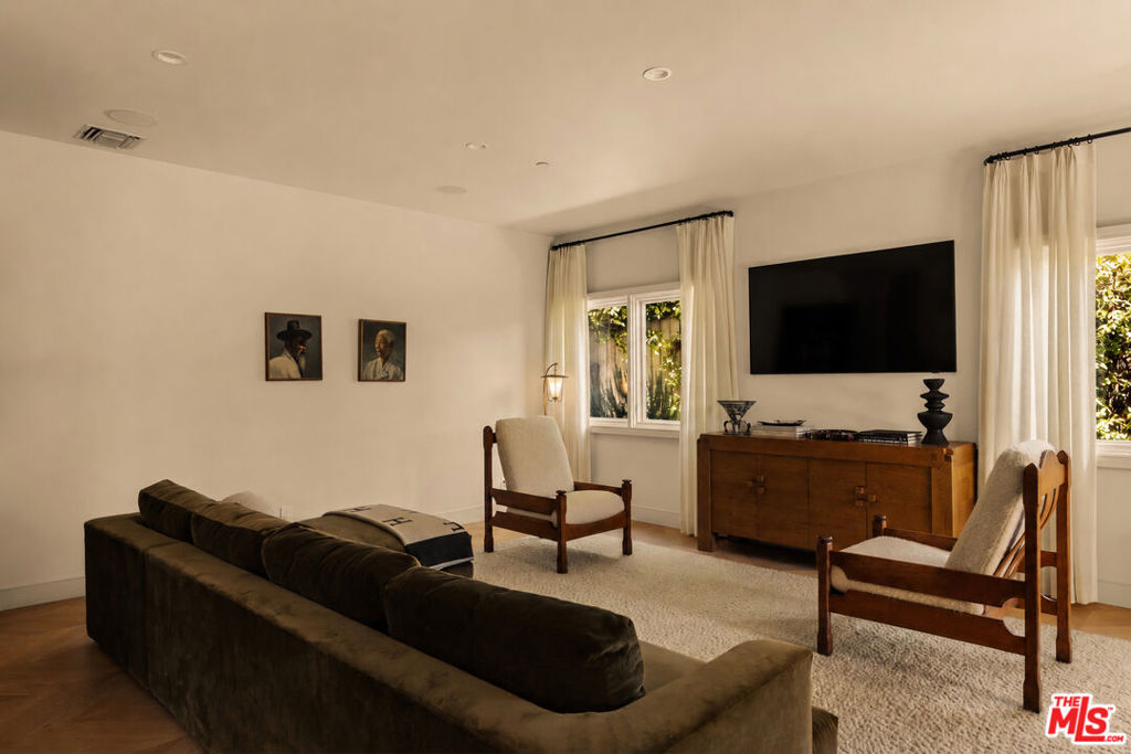 MLS #26846971 image #6