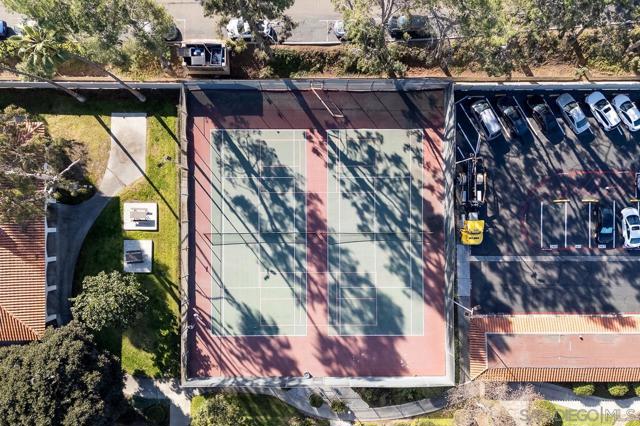6059 Rancho Mission Rd, San Diego CA: https://media.crmls.org/mediaz/db78c664-1569-4336-9b5f-7195de0c86ad.jpg