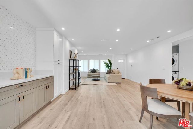 14642 Runnymede Street, Van Nuys CA: https://media.crmls.org/mediaz/db7aae88-0bc3-425f-91fa-b032e1d6bb83.jpg