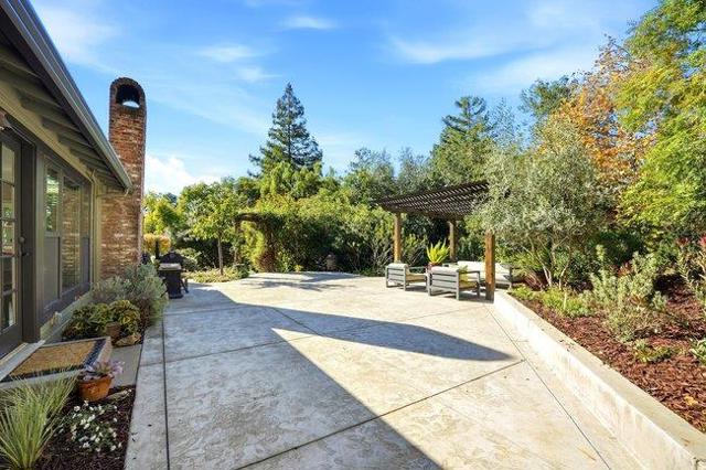 11265 Canyon Drive, San Jose CA: https://media.crmls.org/mediaz/db7aedcf-77db-4de1-8480-c0b23b8a877b.jpg