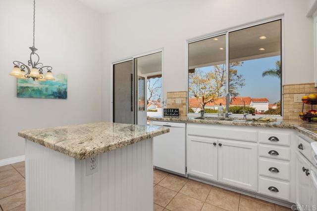 Detail Gallery Image 15 of 57 For 4238 Lindos Way, Oceanside,  CA 92056 - 2 Beds | 2 Baths