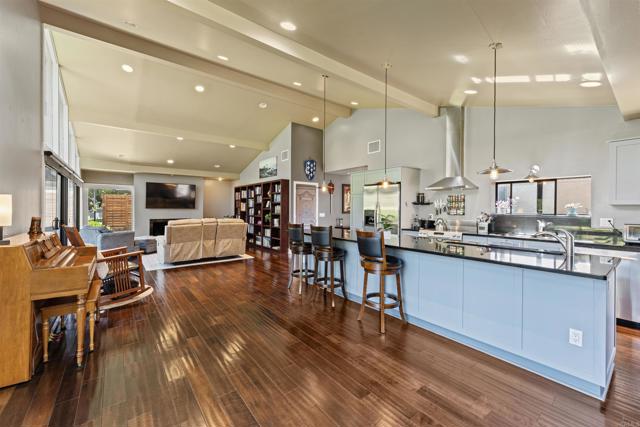 Detail Gallery Image 8 of 43 For 32688 Taspa Ct, Pauma Valley,  CA 92061 - 3 Beds | 3 Baths