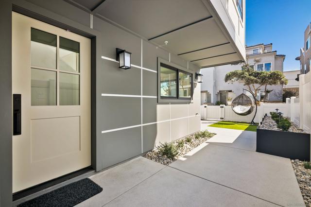 718 Nantasket Ct, San Diego CA: https://media.crmls.org/mediaz/db7d26ba-3a4c-41e5-ae5c-80c961126078.jpg