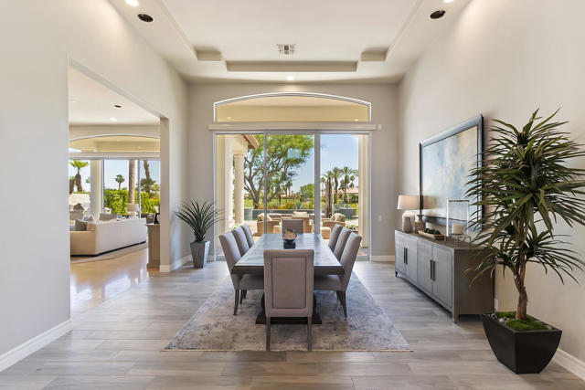 48644 Vista Palomino, La Quinta CA: https://media.crmls.org/mediaz/db823e6f-52d0-4547-bd5a-bb082f3c8366.jpg