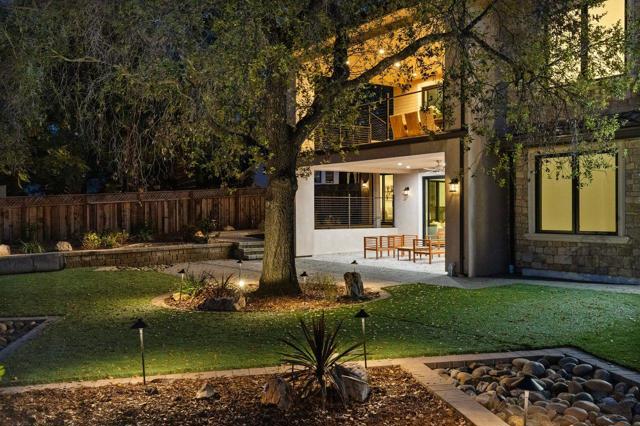 18061 Saratoga Los Gatos Road, Monte Sereno CA: https://media.crmls.org/mediaz/db83a4be-61e0-41d5-910b-950bafaa8746.jpg