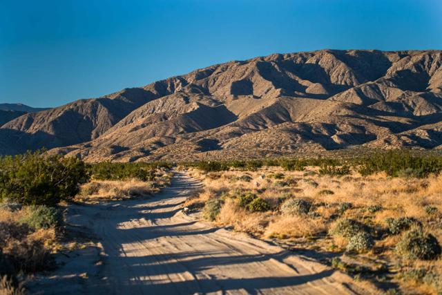 0 Lot 24 Western Ave, Desert Hot Springs CA: https://media.crmls.org/mediaz/db83fdf1-279b-4f15-b53d-91a2f9d3211a.jpg