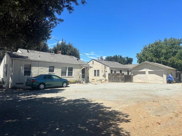 0 Ellis St, King City CA: https://media.crmls.org/mediaz/db856b73-7ba4-40c8-ba4d-d5ea6c84e0ae.jpg