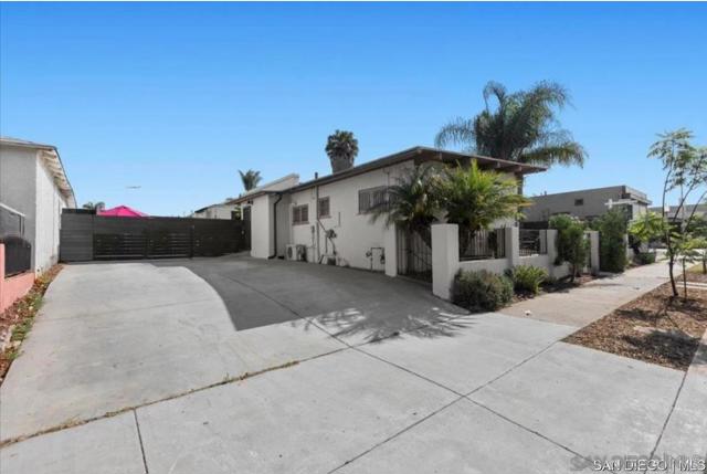 2486 L Street, San Diego CA: https://media.crmls.org/mediaz/db869554-2e9f-43a9-b619-8e735dc68428.jpg